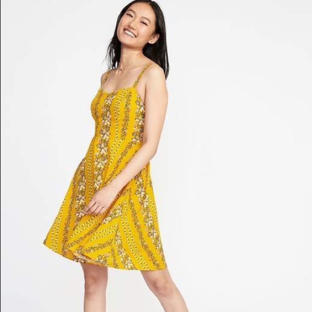 ❤️ 2 PACK ❤️ Fit and Flare Floral Cami Dresses